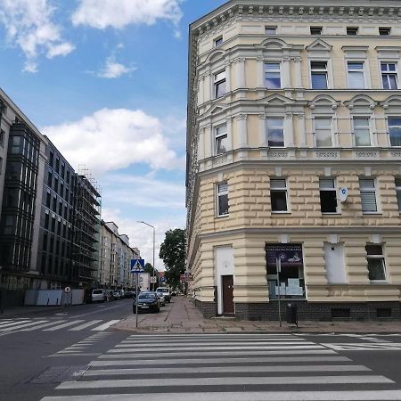 Hostel Tulip - Pokój 5 ze wspólną łazienką i kuchnią Szczecin Zewnętrze zdjęcie