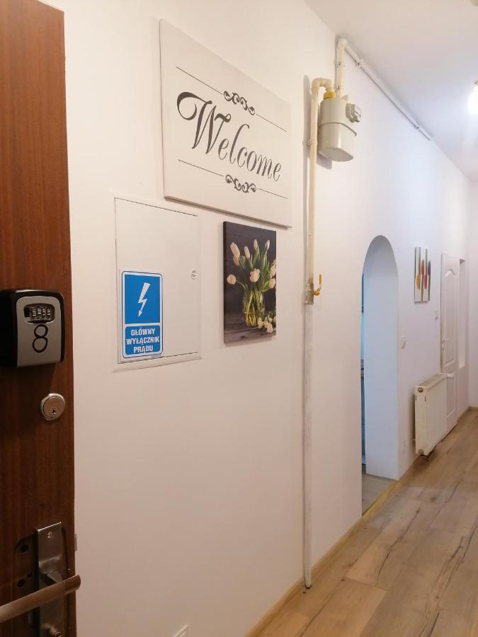 Hostel Tulip - Pokój 5 ze wspólną łazienką i kuchnią Szczecin Zewnętrze zdjęcie
