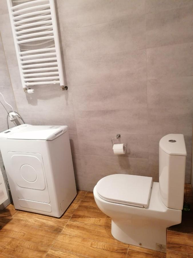 Hostel Tulip - Pokój 5 ze wspólną łazienką i kuchnią Szczecin Zewnętrze zdjęcie